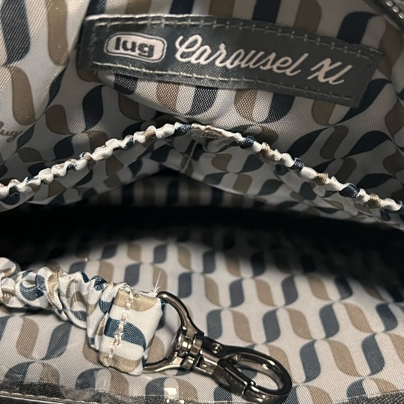 Lug Carousel XL RFID-Blocking Crossbody Bag - Picture 6 of 7